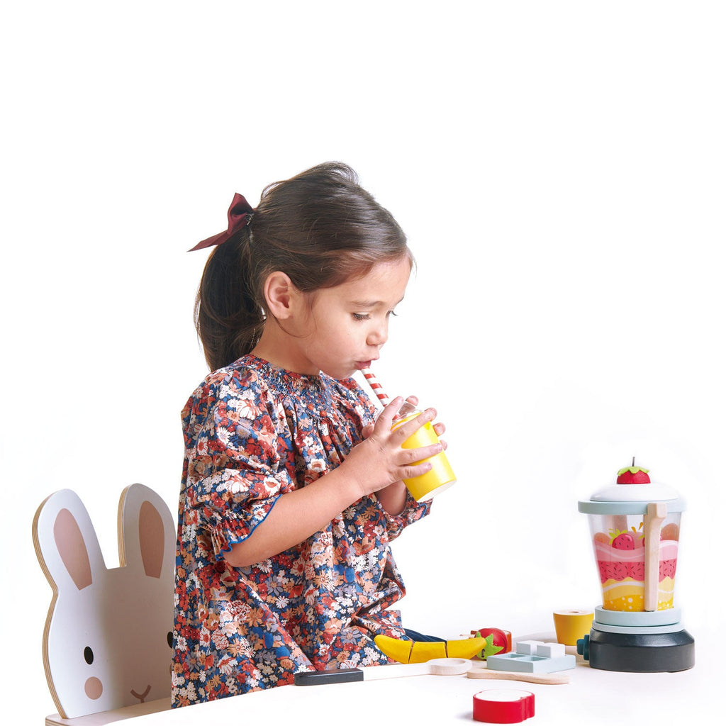 Wooden Fruity Blender