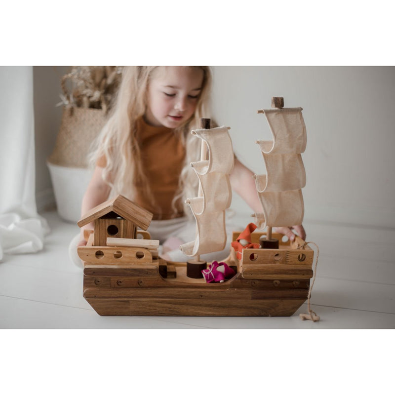 Q Toys Wooden Pirate Ship Happy Monkey Baby & Kids